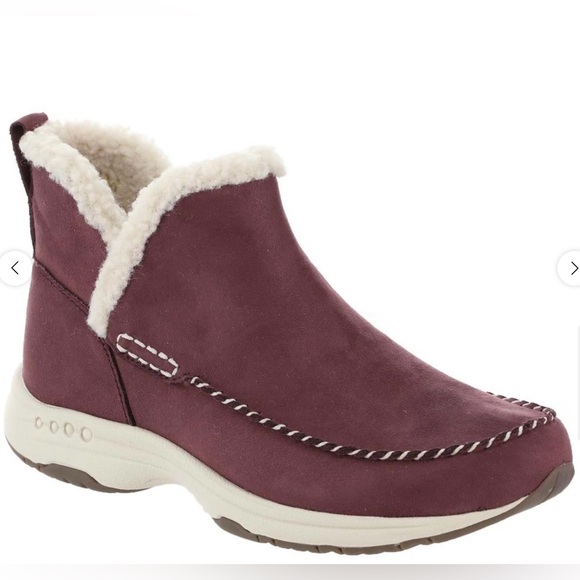 Easy Spirit Shoes - New in Box Easy Spirit 9.5W Tuva Casual Booties in Dark Red Shoes Fur Lined New